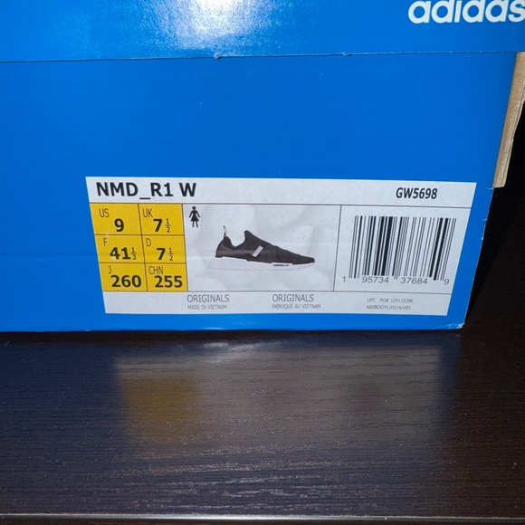 Adidas NMD SLIP On size 9 brand new - Picture 4 of 7